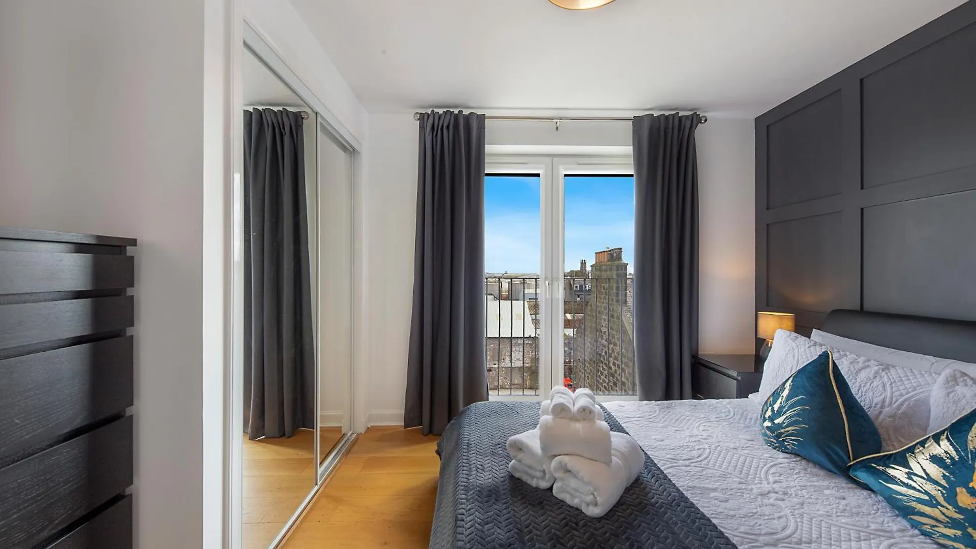 Mearns Street Penthouse - Grampian Lettings Ltd Appartement Aberdeen